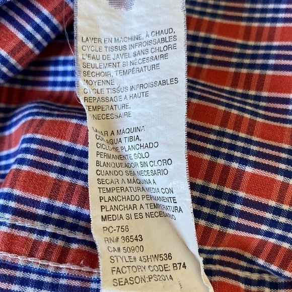 Mens Izod button down shirt. Long sleeves. Navy and red plaid. Large - Picture 5 of 11